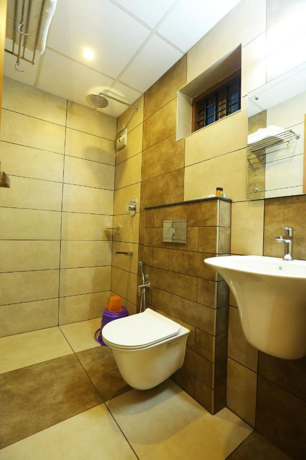 Ahlan Luxury Rooms Kochi Buitenkant foto