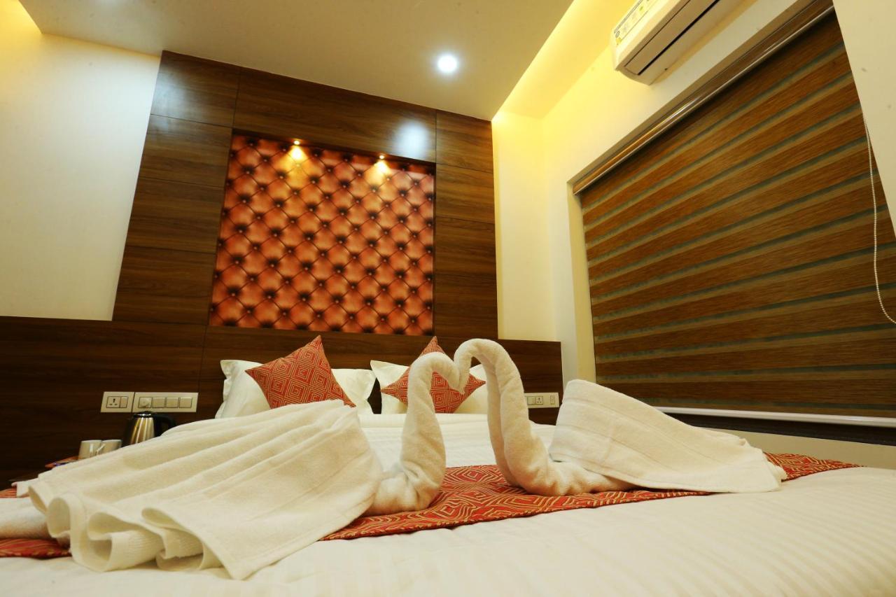 Ahlan Luxury Rooms Kochi Buitenkant foto