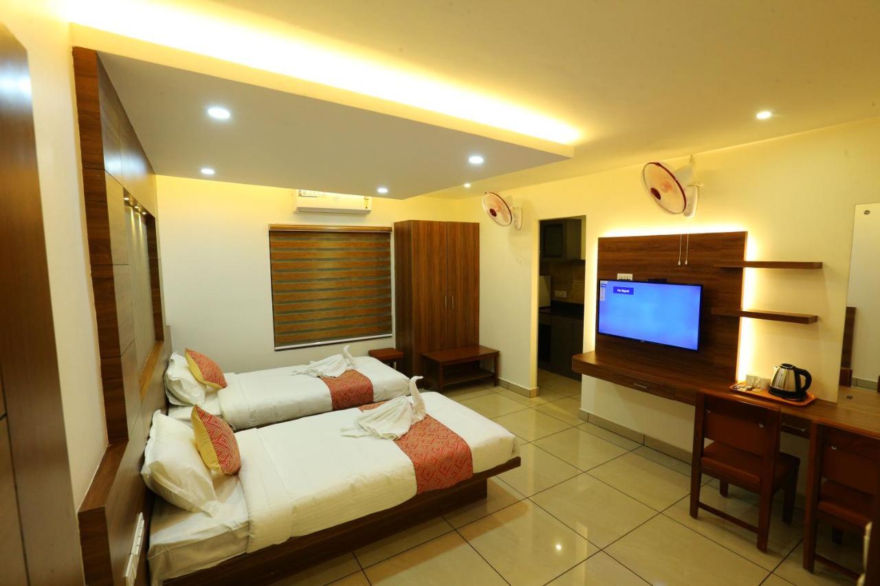 Ahlan Luxury Rooms Kochi Buitenkant foto